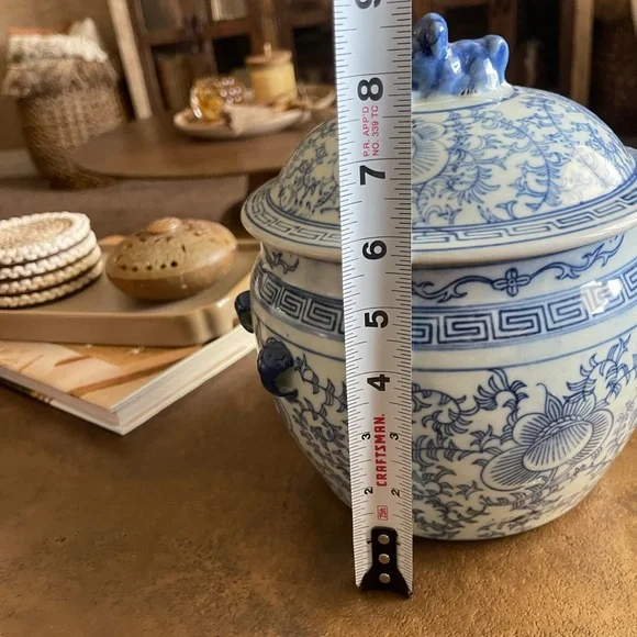 1970’s Blue and White Chinoiserie Ginger Jar - Picture 6 of 7